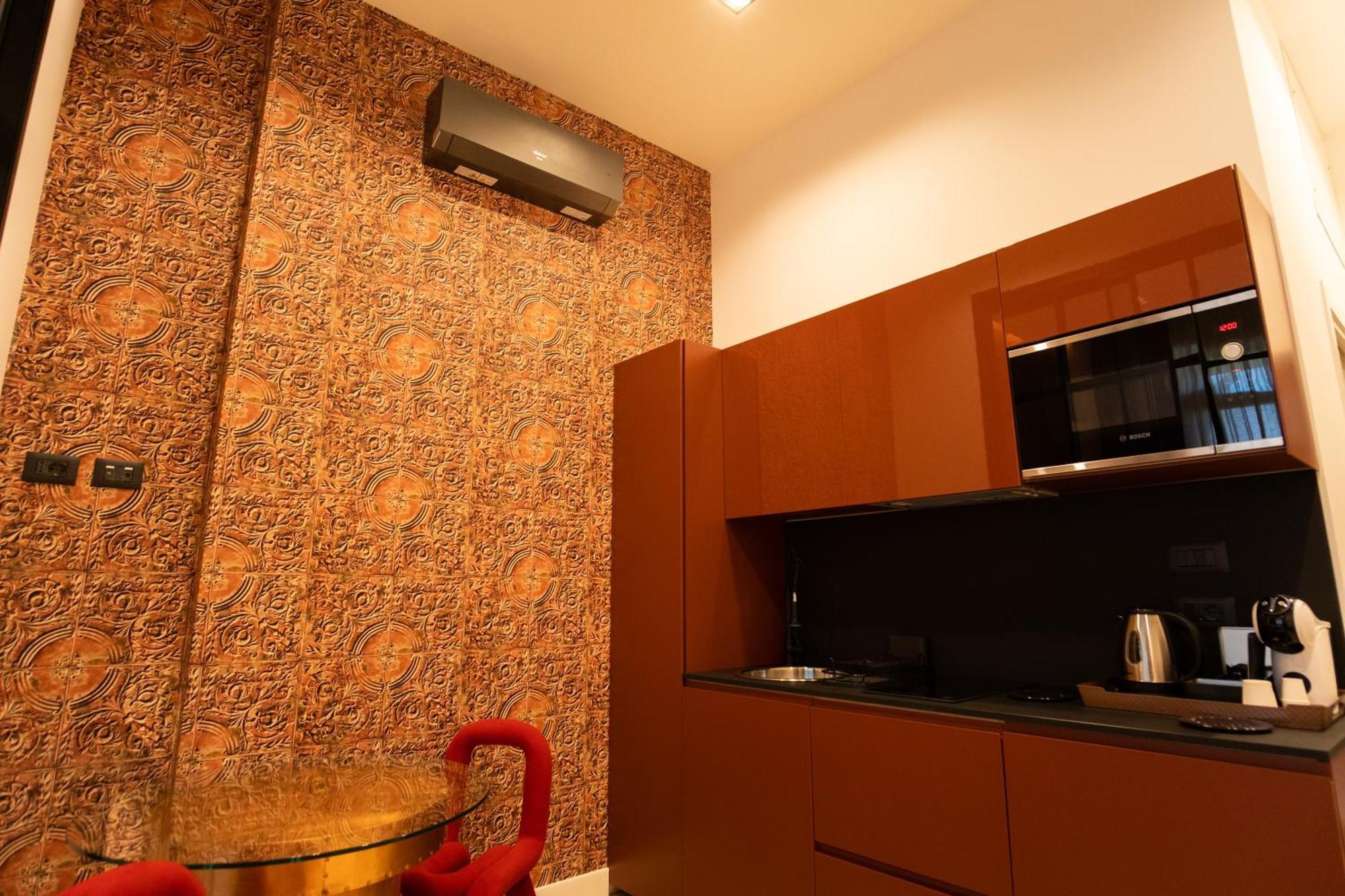 Palazzo Sebeto Aparthotel *