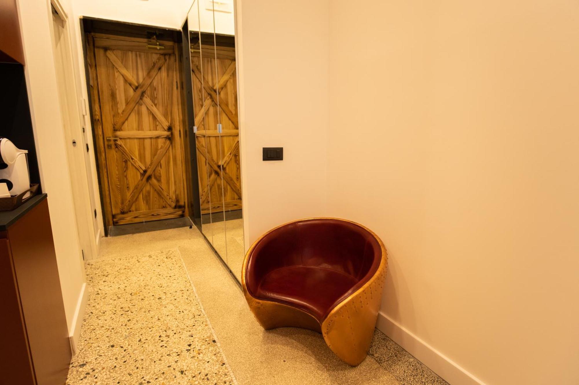 Palazzo Sebeto Aparthotel Napels