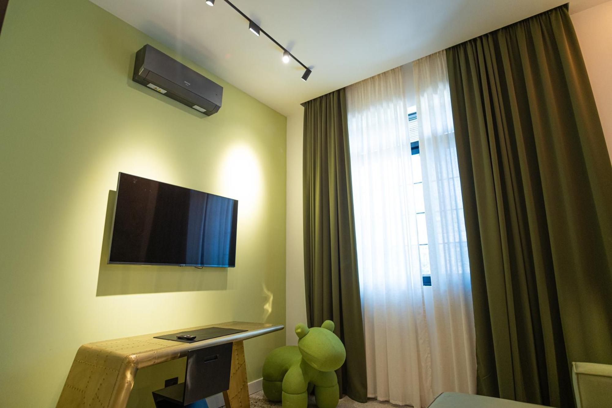 Palazzo Sebeto Aparthotel